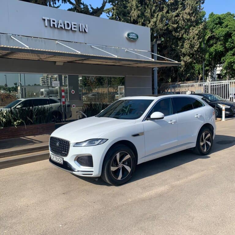 מבט קדמי צידי שמאלי